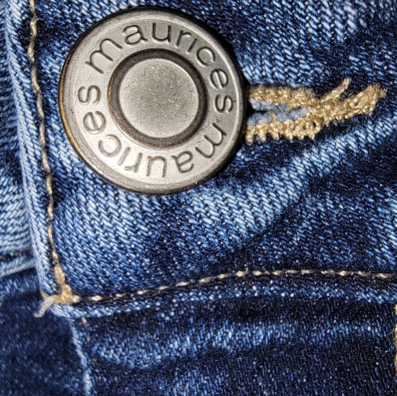 Maurices Mid Fit Blue Ankle Cropped Jeans with Distressed Hem - Picture 5 of 10